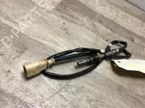 Koppholder/Gjenstandsholder AUDI A4 B8 (8K2) 2.0 TDI (136 hp) 30785109