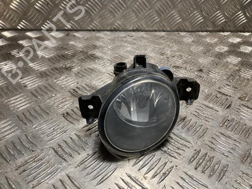 right-front-fog-light-renault-clio-iii-br01-cr01-2005-2006-2007-2008-2009-2010-2011-2012-2013-2014-31021640 main image