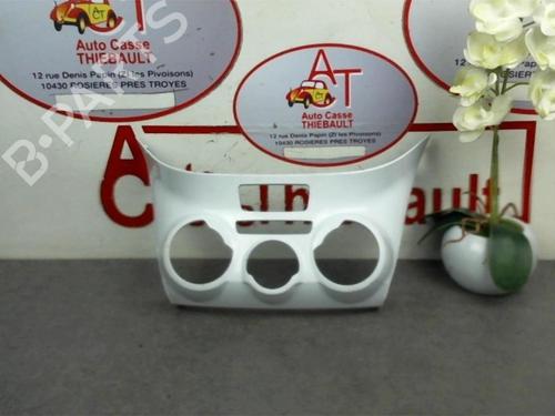 Used Cup/Object holder PEUGEOT 208 I (CA_, CC_) 1.0 VTi (68 hp) 30780384