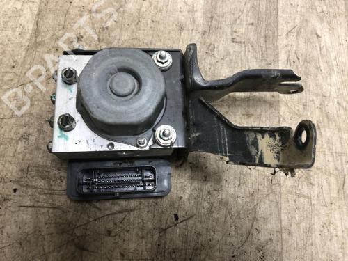 Used ABS pump NISSAN MICRA IV (K13K, K13KK) 1.2 (80 hp) 20213310