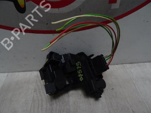 Lampa oświetlenia tablicy rejestracyjnej PEUGEOT 206 Hatchback (2A/C) 1.4 i | BP13291083I40 