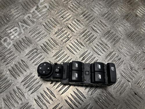 Used Left front window switch Left front window switch PEUGEOT 3008 II SUV (MC_, MR_, MJ_, M4_) 1.2 THP/ PureTech 130 (MRHNSM, MRHNSU, MRHNSJ, MRHNYW,... (131 hp) 36075074 36075074