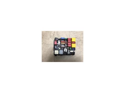 Used Fuse box PEUGEOT 3008 II SUV (MC_, MR_, MJ_, M4_) 1.2 THP/ PureTech 130 (MRHNSM, MRHNSU, MRHNSJ, MRHNYW,... (131 hp) 20622652
