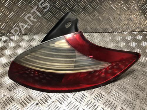 Feu arrière droit RENAULT MEGANE III Hatchback (BZ0/1_, B3_) 1.5 dCi (86 hp) 31200840