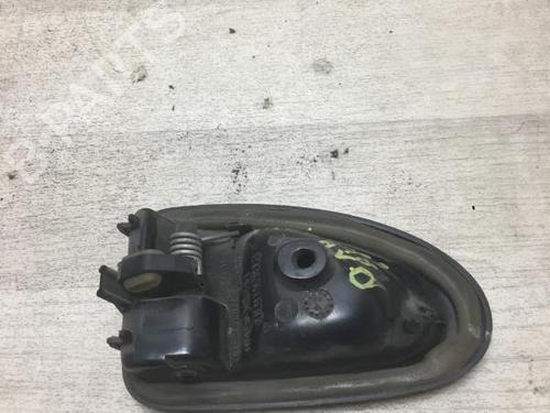 Used Front right interior door handle RENAULT MASTER II Van (FD) 2.5 dCi 100 (FD0U, FD0V, FD3U, FD3V, FD8U, FD8V) (99 hp) 13226017