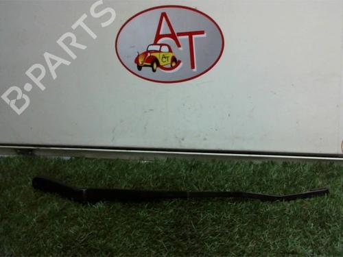 Used Front windshield wiper arm CITROËN BERLINGO / BERLINGO FIRST MPV (MF_, GJK_, GFK_) 2.0 HDI 90 (MFRHY) (90 hp) 27487144