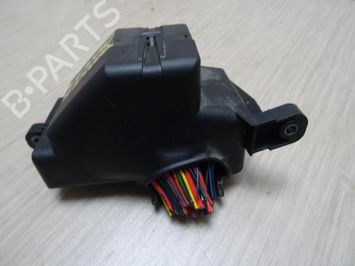 Fuse box VW PASSAT B6 (3C2) 2.0 TDI 16V | BP39227374E1 - Image 2