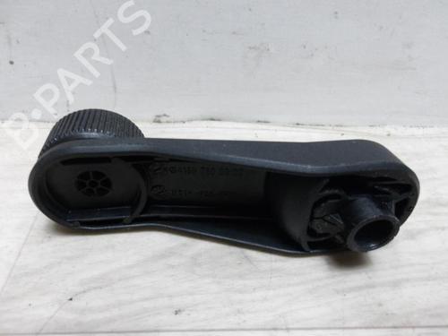 Indvendigt håndtag MERCEDES-BENZ A-CLASS (W169) A 180 CDI (169.007, 169.307) (109 hp) 20626394