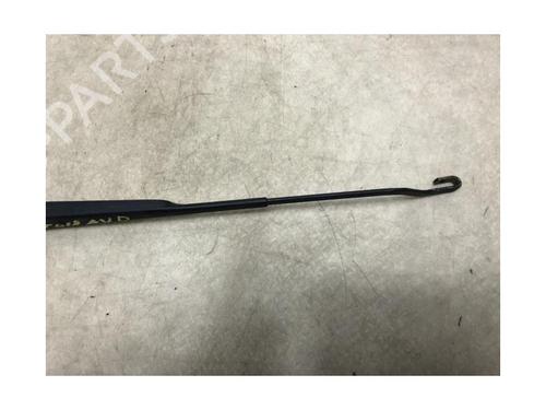 Front windshield wiper arm NISSAN X-TRAIL I (T30) 2.2 Di 4x4 | BP20631318C143 