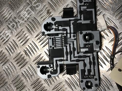 Used Licence plate light RENAULT MEGANE I (BA0/1_) 1.4 16V (BA0D, BA1H, BA0W, BA10) (95 hp) 31244675