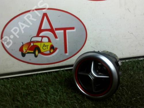 Used Air vent MERCEDES-BENZ A-CLASS (W176) A 160 CDI / d (176.011) (90 hp) 13283288