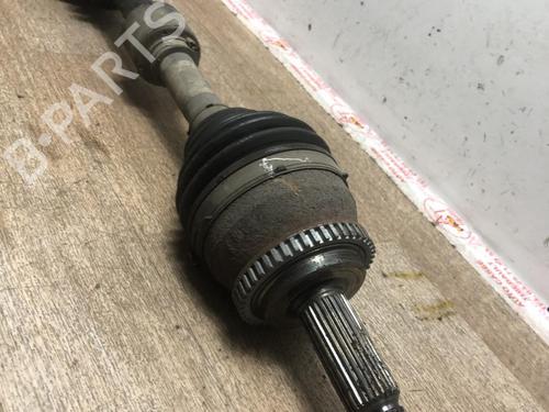 Transmissão frente esquerda KIA CEE'D Hatchback (ED) 1.6 CRDi 115 (115 hp) 31195728