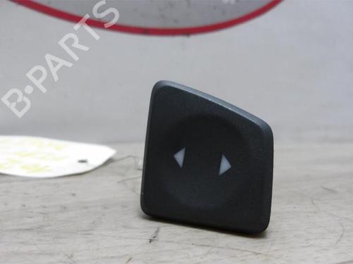 Used Right front window switch FIAT 500 (312_) 1.3 D Multijet (312AXE1A) (95 hp) 27039145