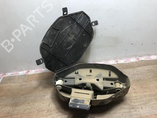 Used Jack Kit CITROËN C2 (JM_) 1.4 HDi (68 hp) 23567810