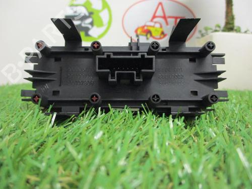 Warning switch RENAULT MEGANE II (BM0/1_, CM0/1_) 1.5 dCi (BM0F, BM0T, BM2B, CM0F, CM0T) | BP20633932I22