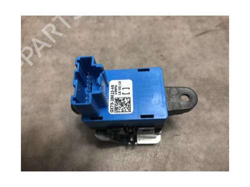 Switch JAGUAR XE (X760) 2.0 D | BP20622025I30 