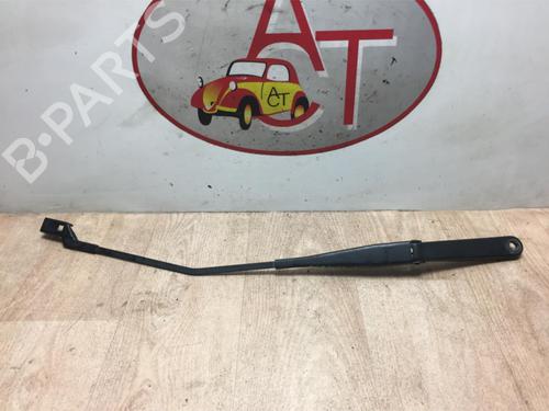 Used Front windshield wiper arm FORD FIESTA VI (CB1, CCN) 1.4 TDCi (70 hp) 13276081