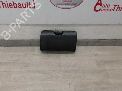 Used Glove box TOYOTA YARIS (_P13_) 1.5 Hybrid (NHP130_, NHP130) (101 hp) 13226429