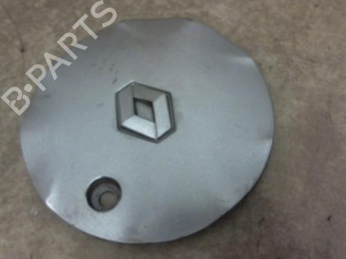 Used Hub cap RENAULT SCÉNIC I MPV (JA0/1_, FA0_) 1.9 dCi (JA05, JA1F) (102 hp) 30784228