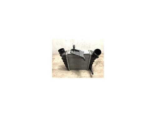 Intercooler VW POLO IV (9N_, 9A_) 1.4 TDI (80 hp) 28571445