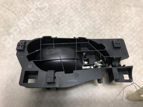 Used Rear left interior door handle CITROËN C4 Picasso II 1.6 HDi / BlueHDi 115 (115 hp) 20613224