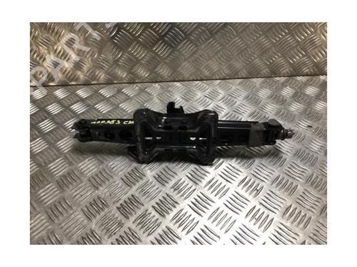 Jack Kit VOLVO C30 (533) 1.6 D | BP30786196C119