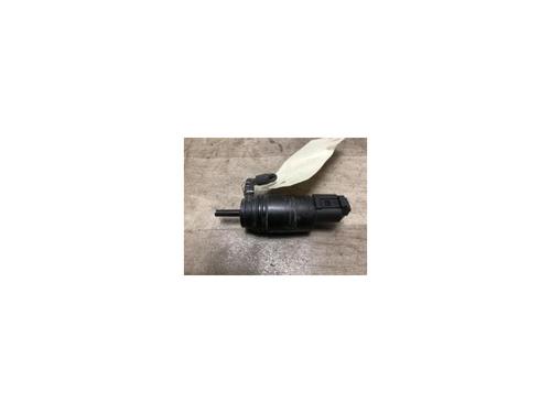 Used Washer pump BMW 5 Touring (E61) 525 d (197 hp) 23872782