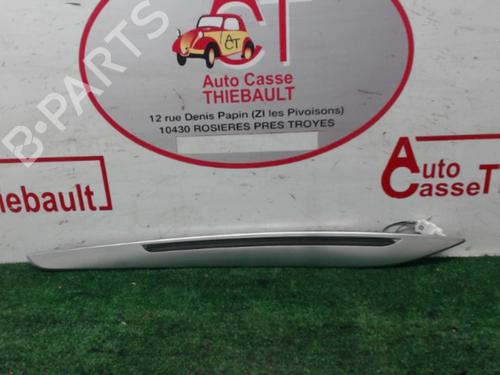 Used Front right wheel arch trim RENAULT MEGANE IV Hatchback (B9A/M/N_) 1.6 TCe 205 (B9MV) (205 hp) 23109493