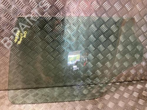 Used Front right door window Front right door window 37179128 37179128