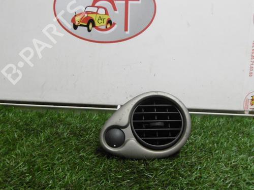 Used Air vent RENAULT CLIO III (BR0/1, CR0/1) 1.5 dCi (BR17, CR17) (86 hp) 13135289