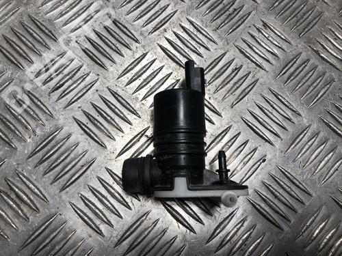 Used Washer pump Washer pump PEUGEOT 5008 II (MC_, MJ_, MR_, M4_) 1.5 BlueHDi 130 (MCYHZJ, MCYHZR, MCYHZX) (131 hp) 33851411 33851411