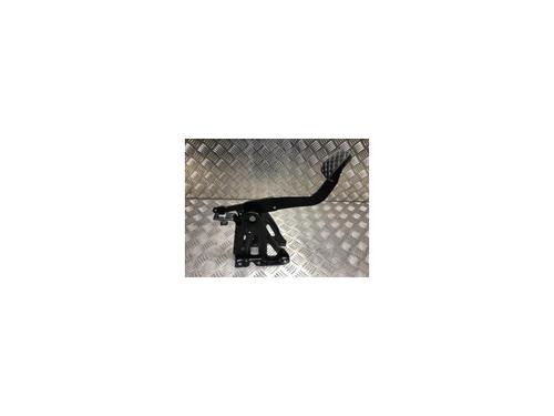 Used Break pedal MERCEDES-BENZ SPRINTER 3,5-t Platform/Chassis (B906) 313 CDI (906.131, 906.133, 906.135, 906.231, 906.233,... (129 hp) 25306065