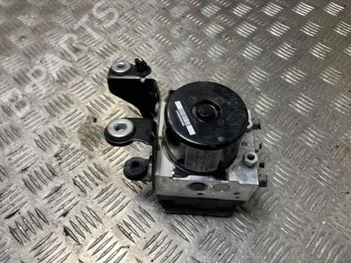 Abs pomp VOLVO S60 II (134) D5 AWD (205 hp) 32999047