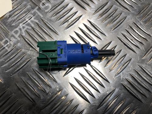 Used Switch PEUGEOT 508 I (8D_) 2.0 HDi (140 hp) 26731645