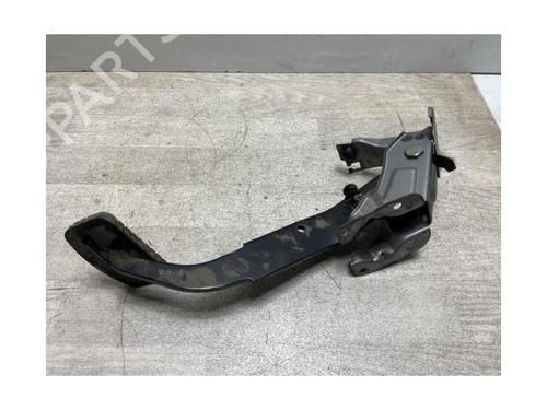 Break pedal MITSUBISHI PAJERO III (V7_W, V6_W) 3.2 Di-D (V68W) | BP13263227I19 