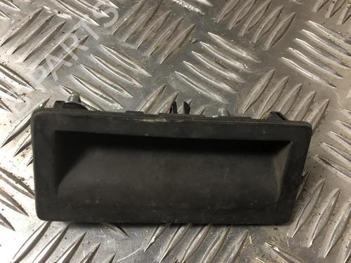 Used Tailgate handle VW PASSAT B6 Variant (3C5) 2.0 FSI 4motion (150 hp) 31245279