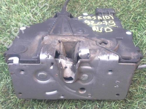 Used Front right lock OPEL CORSA D (S07) 1.0 (L08, L68) (60 hp) 28286688