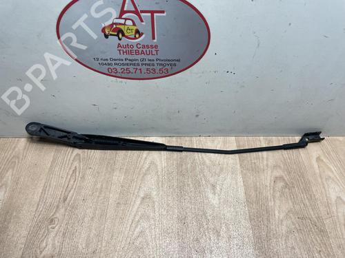 Used Front windshield wiper arm VW POLO V (6R1, 6C1) 1.6 TDI (90 hp) 13276063