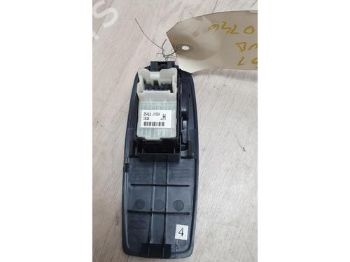 Right front window switch RENAULT KOLEOS I (HY_) 2.0 dCi 4x4 (HY0K) | BP13225541I26 