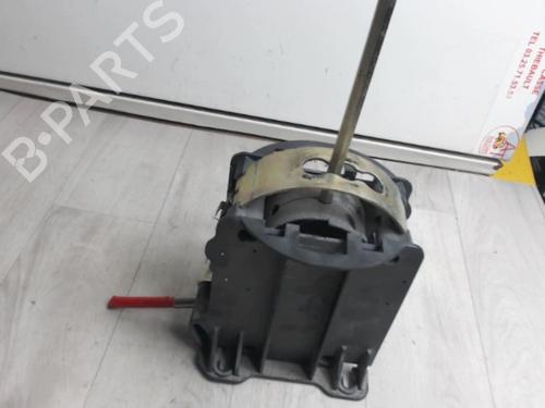 Shift knob RENAULT MEGANE III Grandtour (KZ0/1) 1.5 dCi (KZ09, KZ0D, KZ1G, KZ29, KZ14, KZ1W, KZ10, KZ1F,... | BP29502968I34 