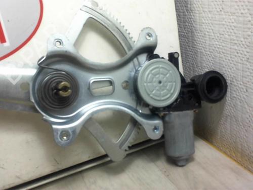 Front right window mechanism TOYOTA RAV 4 II (_A2_) 2.0 D 4WD (CLA20_, CLA21_, CLA20R, CLA21R) | BP29496927C23 