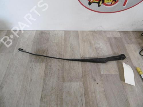 Front windshield wiper arm LAND ROVER FREELANDER I (L314) 2.0 Td4 4x4 | BP13129972C143 