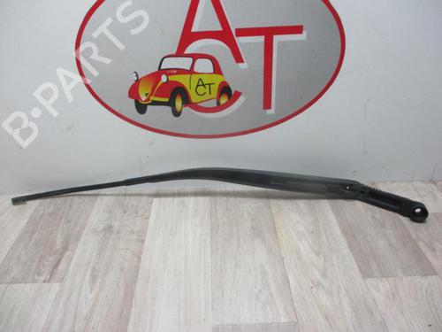 Used Front windshield wiper arm CHEVROLET MATIZ (M200, M250) 0.8 (52 hp) 31203996