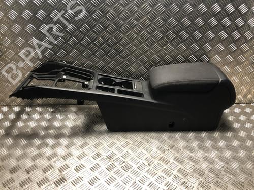 Used Middle console Middle console VW PASSAT B8 (3G2, CB2) 1.4 TSI (150 hp) 40530095 40530095