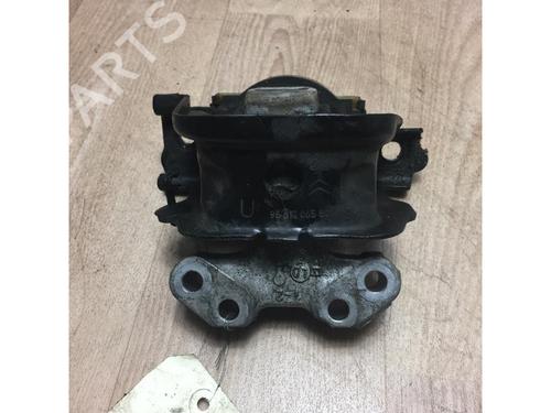 Used Engine mount CITROËN DS3 (SA_) 1.6 THP 150 (150 hp) 26957112