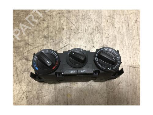 Climate control SKODA FABIA III (NJ3) 1.0 | BP24329668I5 