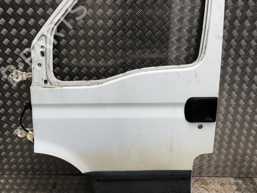 Used Left front door Left front door 39206675 39206675