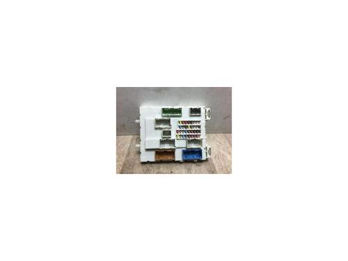 Used Fuse box VOLVO V40 Hatchback (525) T2 GTDi (120 hp) 20623762