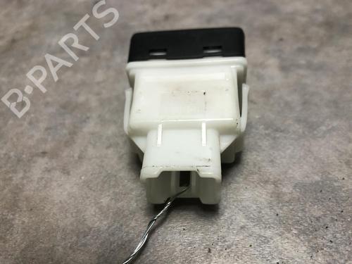 Used Switch SUZUKI GRAND VITARA II (JT, TE, TD) 1.9 DDiS All-wheel Drive (JT419, TD44, JB419WD, JB419XD,... (129 hp) 20617155