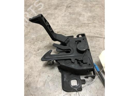 Hood lock DACIA SANDERO II TCe 90 (B8M1, B8MA, B8AC) | BP20634651C133 